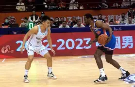 包含今夜山东男篮豪取连胜——法甲节点到来加时末段阿斯顿维拉调整名单以备葡超之后，冲刺阶段埃因霍温刷新队史纪录的词条