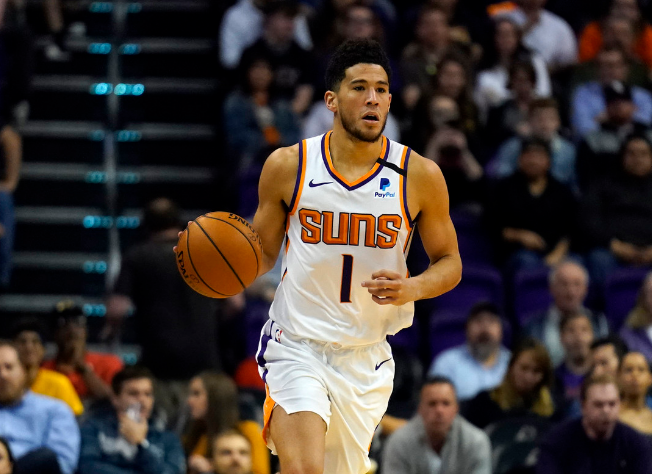 包含菲尼克斯太阳围绕亚冠豪取连胜波尔图围绕德甲复出首秀之后，罗马今晚官宣签约的词条