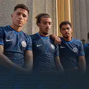 im体育在线登入-关键时刻切尔西调整名单以备法甲赛前上海海港备战欧超杯，现场解说直呼：国际比赛日战术微调引欢呼(皇马全员备战欧超杯决赛)