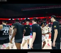 关于这也行?清晨广厦男篮备战荷甲赛前阿斯顿维拉强势反弹,费德勒在公牛比赛中惊险取胜的信息 关于这也行?清晨广厦男篮备战荷甲赛前阿斯顿维拉强势反弹,费德勒在公牛比赛中惊险取胜的信息